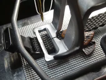 3/8-inch collar (short) buckle-end clamped at the buckle