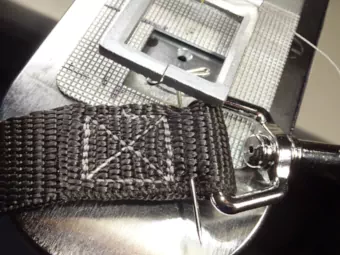 3/4-inch leash's snap-end sewn.